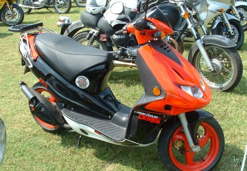 Product picture 2002 Derbi Predator LC scooter series Service Repair Manual Download
