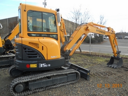 Product picture HYUNDAI R35Z-9 MINI CRAWLER EXCAVATOR SERVICE REPAIR MANUAL