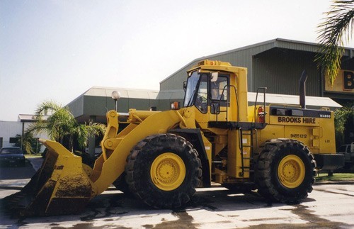 Product picture KOMATSU WA600-1L WHEEL LOADER OPERATION & MAINTENANCE MANUAL (S/N: A10391 and up)