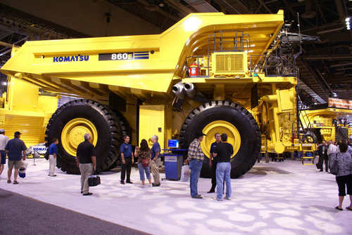 Product picture KOMATSU 860E-1KT DUMP TRUCK OPERATION & MAINTENANCE MANUAL (SN: A30004 & UP)