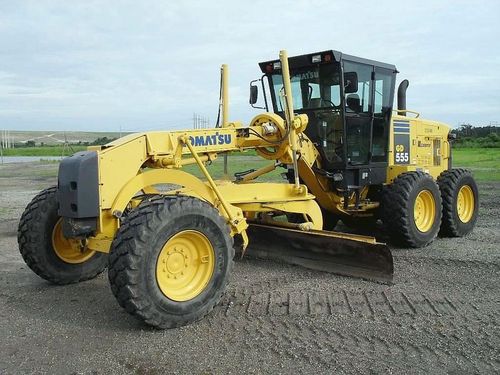 Product picture KOMATSU GD555-3C MOTOR GRADER PARTS MANUAL