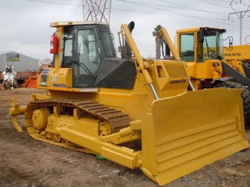 Product picture KOMATSU D65EX-12, D65PX-12 BULLDOZER OPERATION & MAINTENANCE MANUAL (S/N: 61446 and up, 61369 and up)