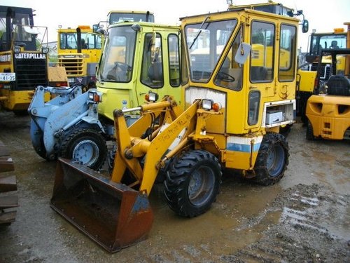 Product picture KOMATSU WA20-1 WHEEL LOADER OPERATION & MAINTENANCE MANUAL