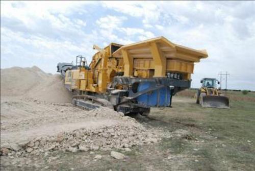 Product picture KOMATSU BR480RG-1 MOBILE CRUSHER FIELD ASSEMBLY MANUAL