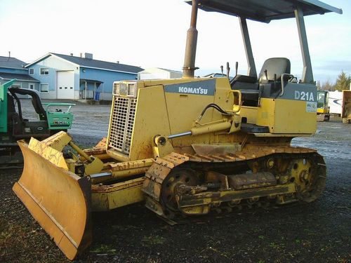 Product picture KOMATSU D20PL-7, D20PLL-7, D20AG-7, D20P-7A, D20PG-7A, D21A-7, D21S-7, D21AG-7, D21QG-7, D21PG-7A, D21A-7T BULLDOZER SERVICE SHOP REPAIR MANUAL