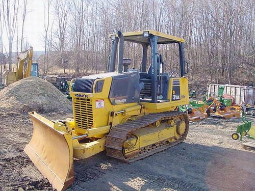 Product picture KOMATSU D31EX-21, D31PX-21, D37EX-21, D37PX-21, D39EX-21, D39PX-21 BULLDOZER SERVICE SHOP REPAIR MANUAL