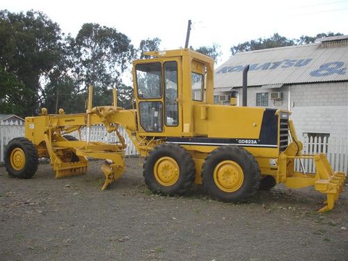 Product picture KOMATSU GD610, GD620, GD660, GD670 SERIES MOTOR GRADER SERVICE SHOP REPAIR MANUAL