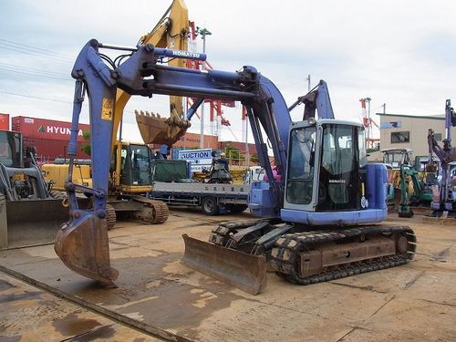 Product picture KOMATSU PC128UU-2 HYDRAULIC EXCAVATOR OPERATION & MAINTENANCE MANUAL (S/N: 6290 and up)