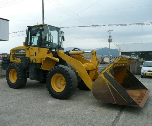 Product picture KOMATSU WA200-6 WHEEL LOADER OPERATION & MAINTENANCE MANUAL