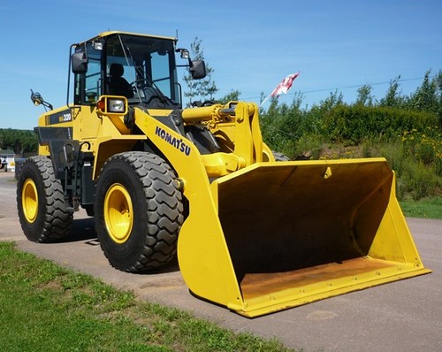 Product picture KOMATSU WA320-6 WHEEL LOADER OPERATION & MAINTENANCE MANUAL (S/N: 70001 and up)
