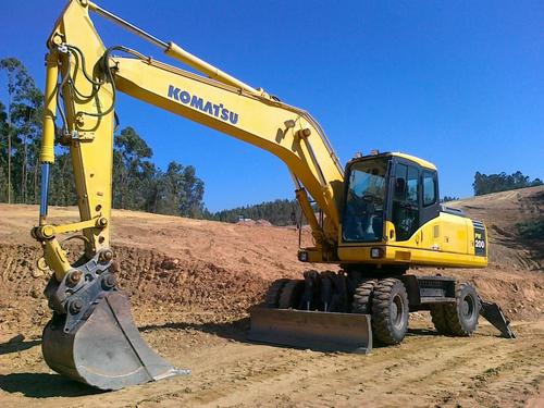 Product picture KOMATSU PW200-7KA, PW220-7KA WHEELED EXCAVATOR OPERATION & MAINTENANCE MANUAL