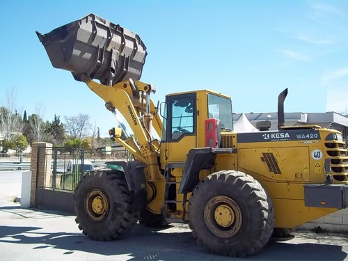 Product picture KOMATSU WA420-3H WHEEL LOADER OPERATION & MAINTENANCE MANUAL