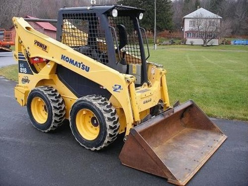 Product picture KOMATSU SK818-5 SKID-STEER LOADER OPERATION & MAINTENANCE MANUAL (S/N: 37BF50092 and up)
